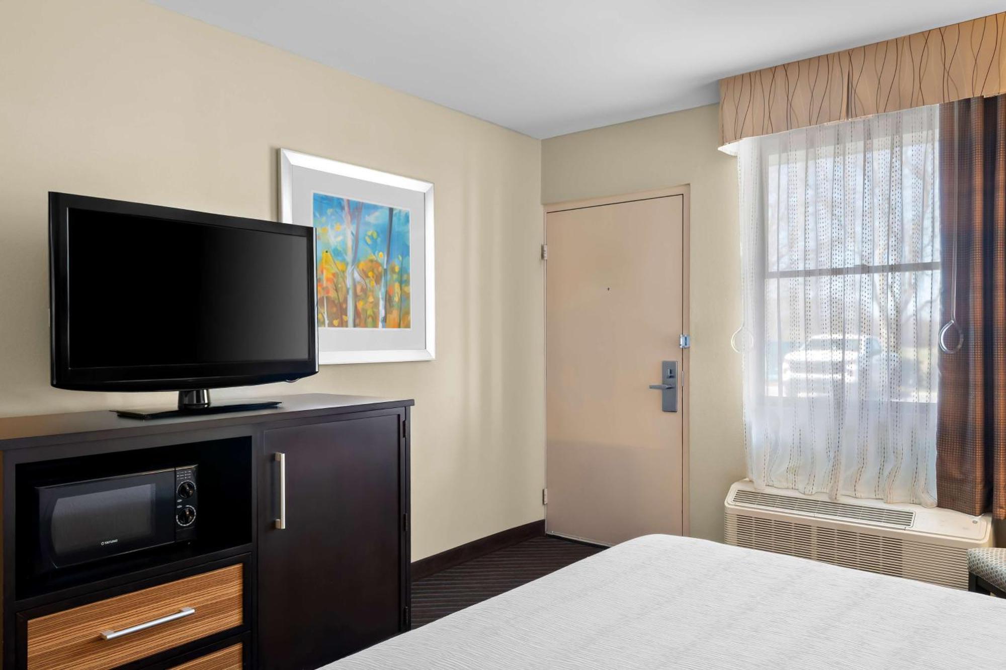 Best Western Newport Inn Exterior photo
