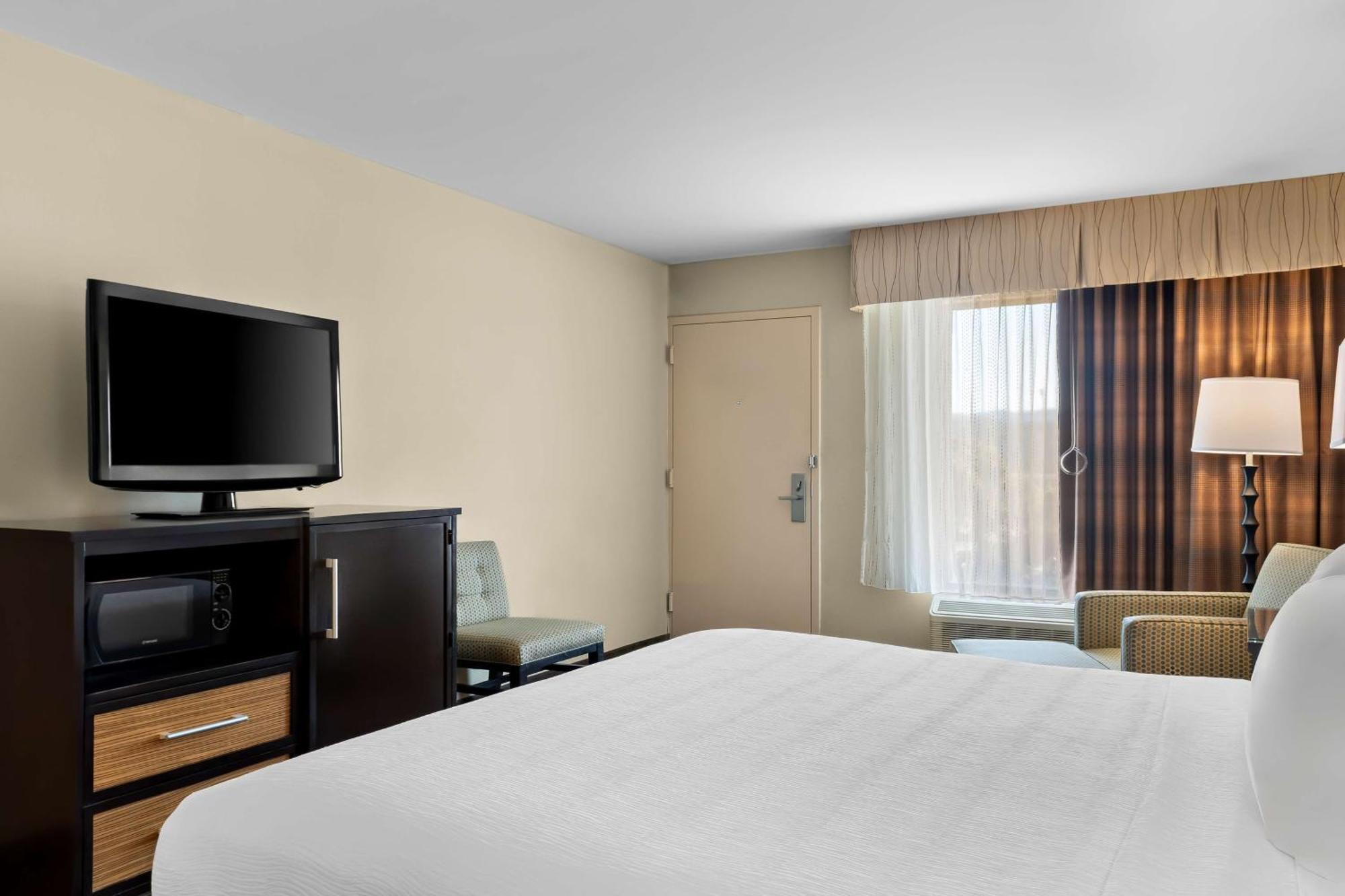 Best Western Newport Inn Exterior photo